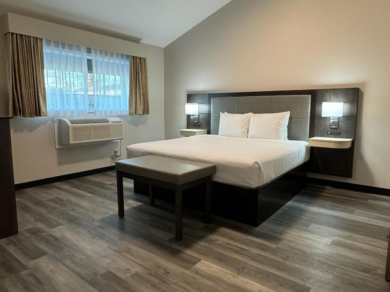 Days Inn And Suites By Wyndham Port Huron Zewnętrze zdjęcie
