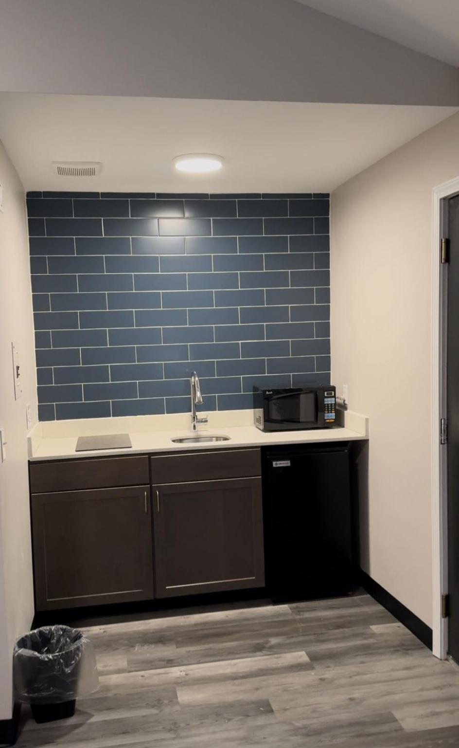 Days Inn And Suites By Wyndham Port Huron Zewnętrze zdjęcie