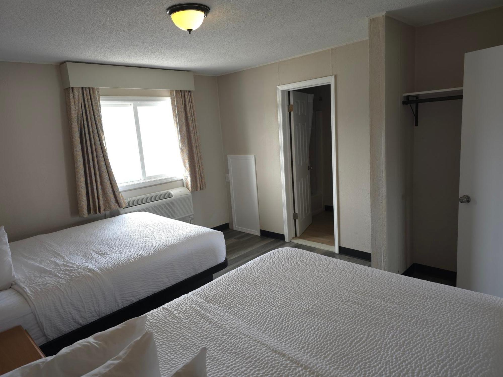 Days Inn And Suites By Wyndham Port Huron Zewnętrze zdjęcie