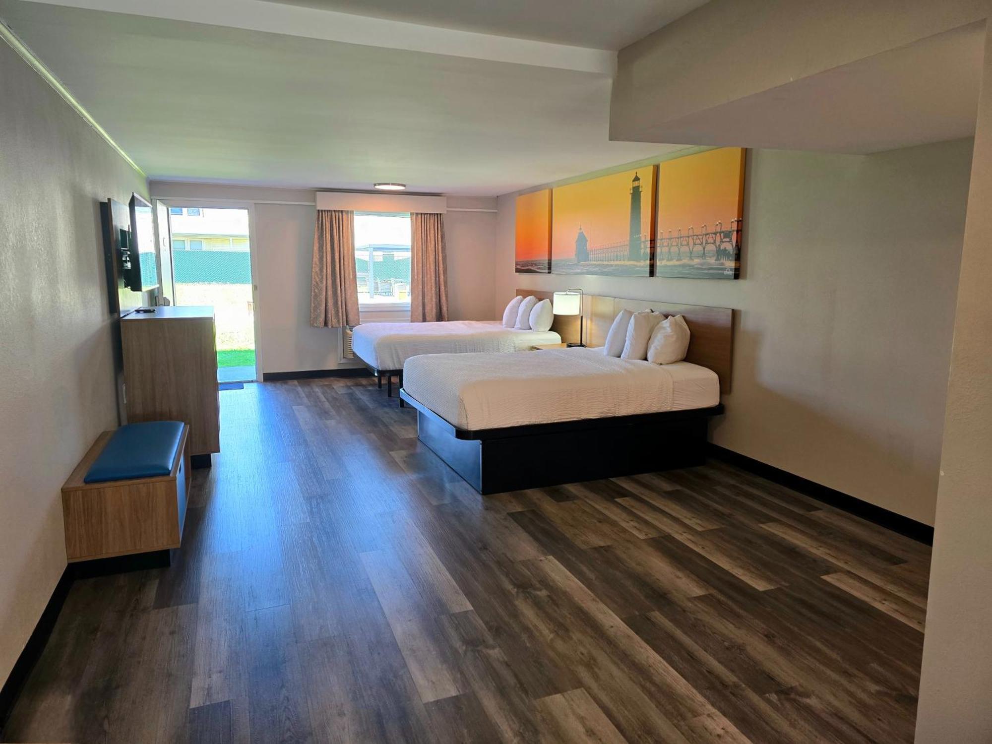 Days Inn And Suites By Wyndham Port Huron Zewnętrze zdjęcie